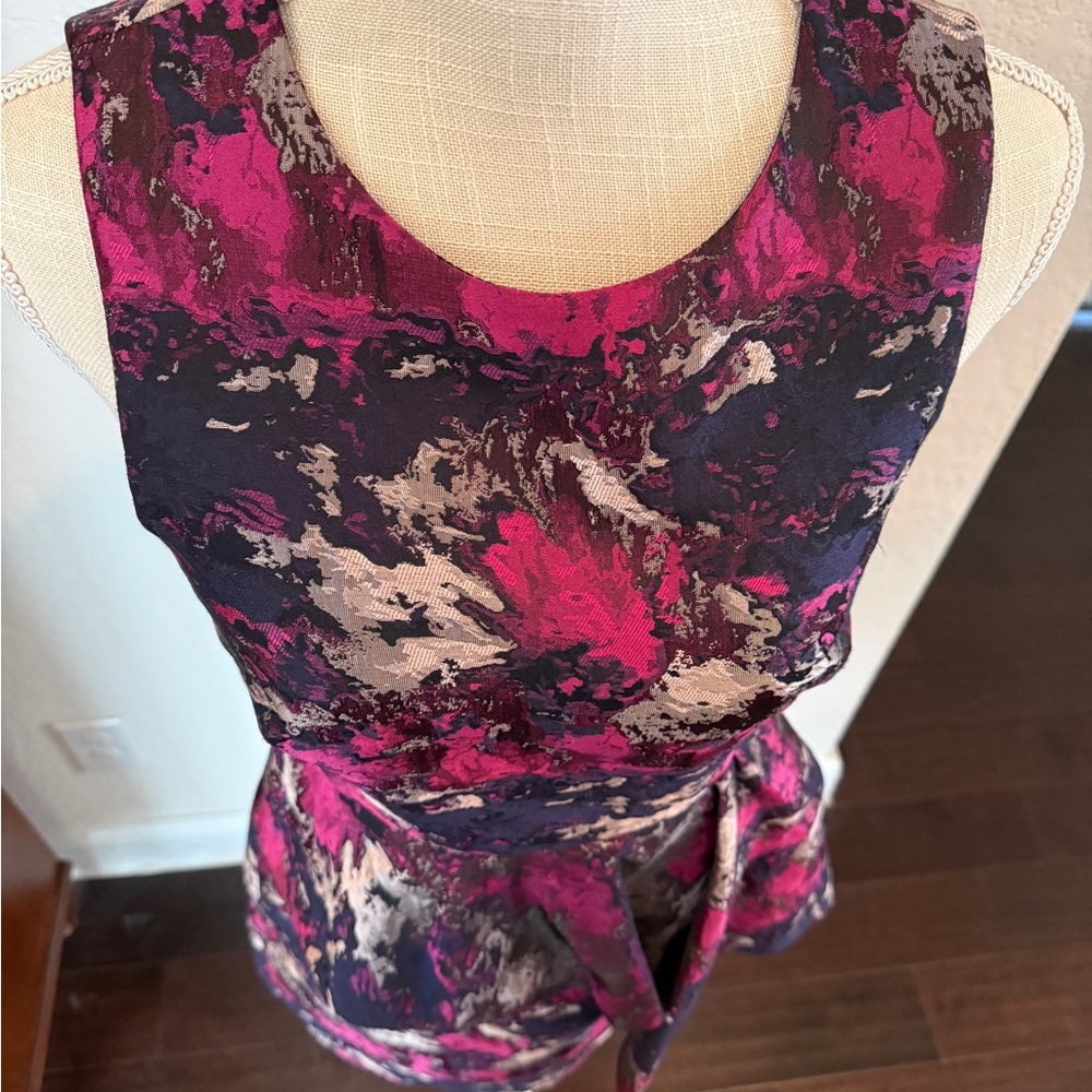 Vince Camuto Abstract Pink Navy and Silver Mini Dress - Picture 9 of 11